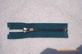 服裝輔料的銷售策略與市場前景探析